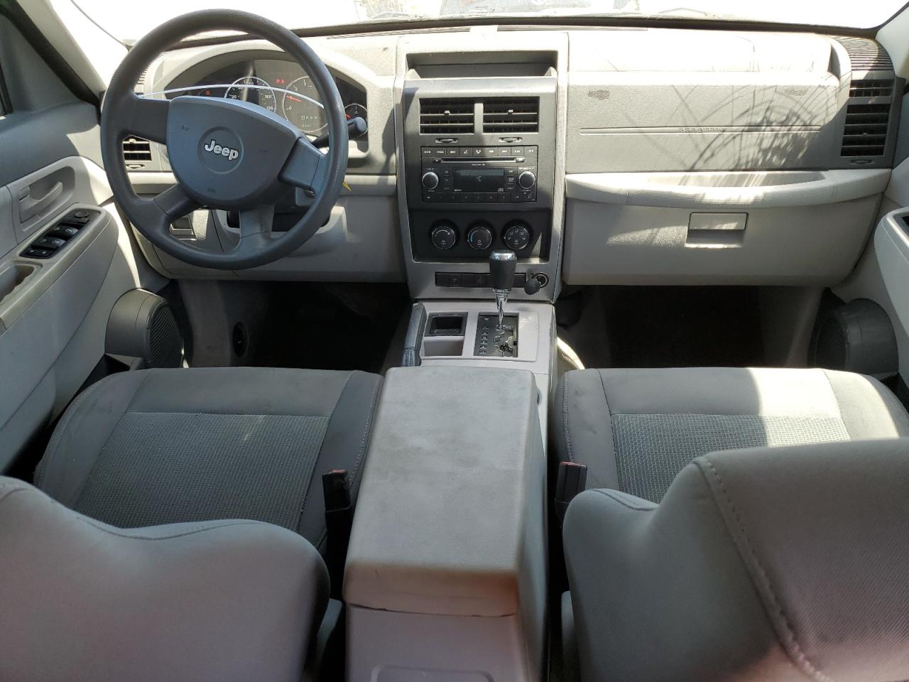 JEEP LIBERTY 2008