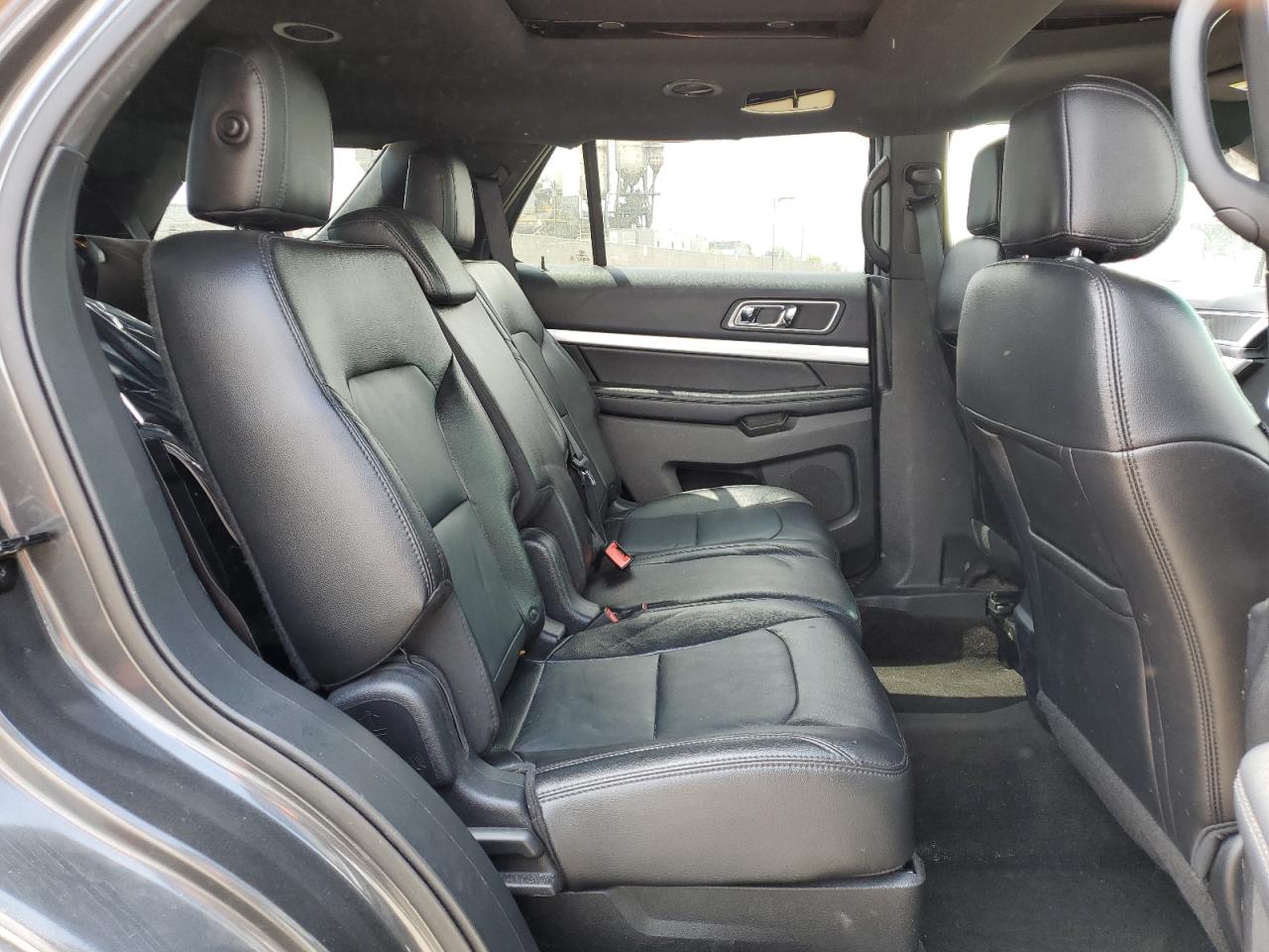 FORD EXPLORER 2016