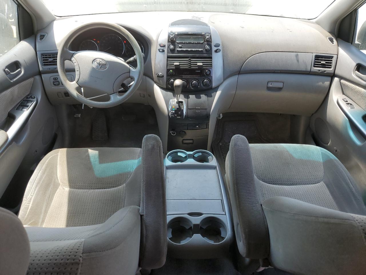 TOYOTA SIENNA 2006