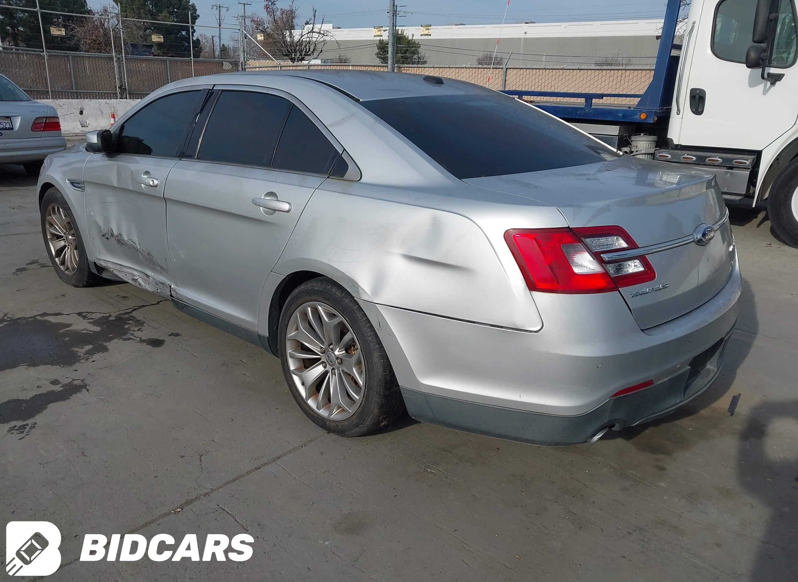 FORD TAURUS 2013