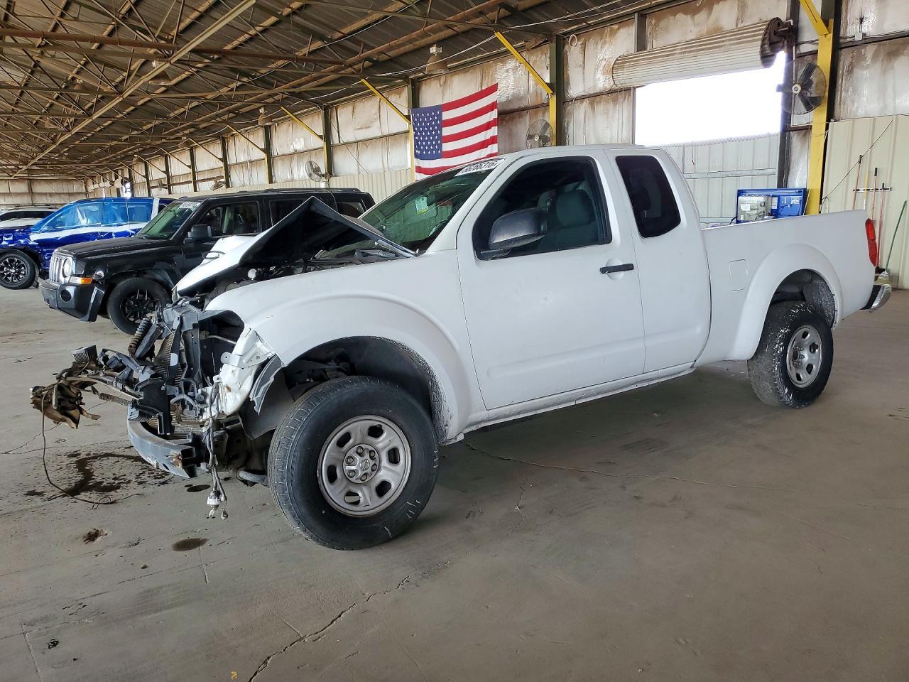 NISSAN FRONTIER 2018