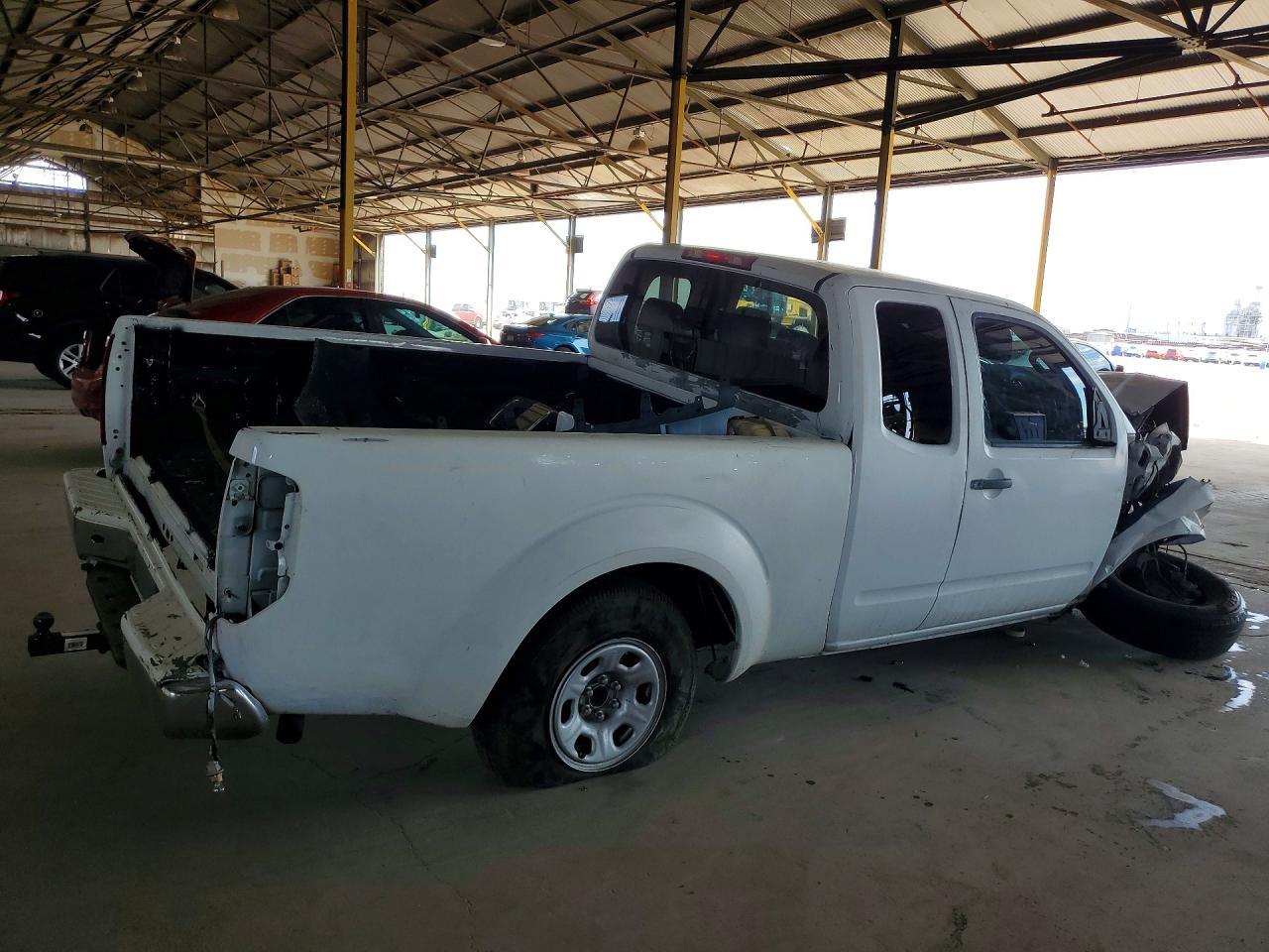 NISSAN FRONTIER 2018